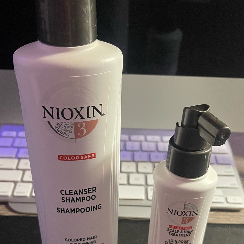 Nioxin Cleanser Shampoo and Scalp Treatment - White